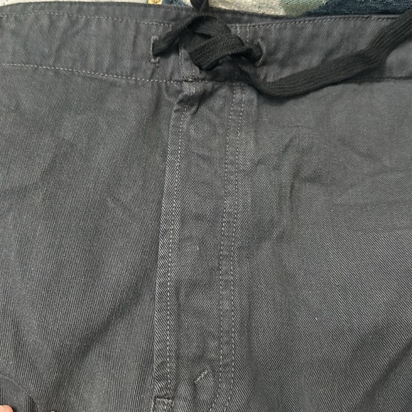 Shootin the breeze - Picture 5 of 6